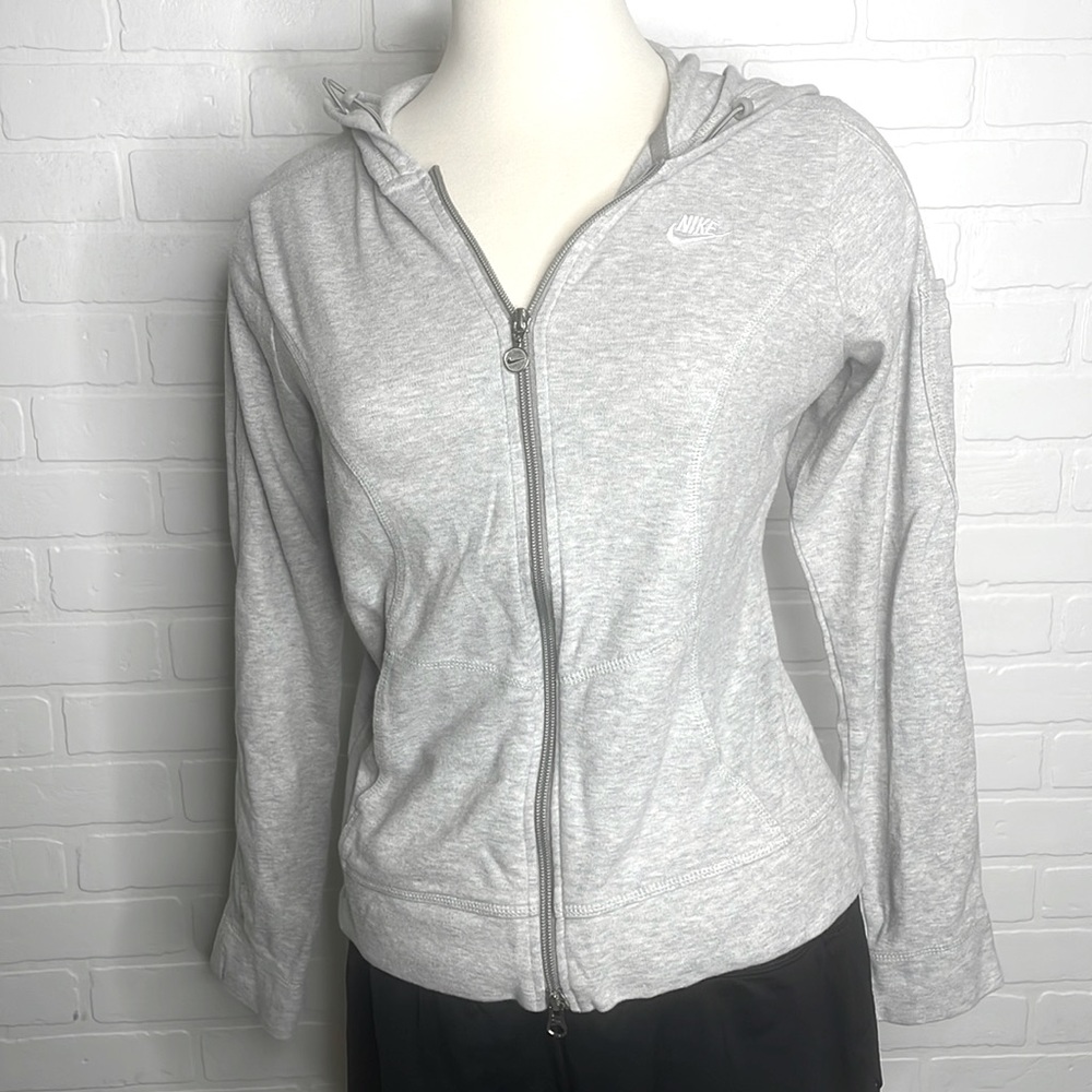 Nike Womens Medium Jacket Heather Grey running jacket